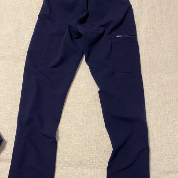 Figs Navy Blue Scrub Set - Picture 2 of 6